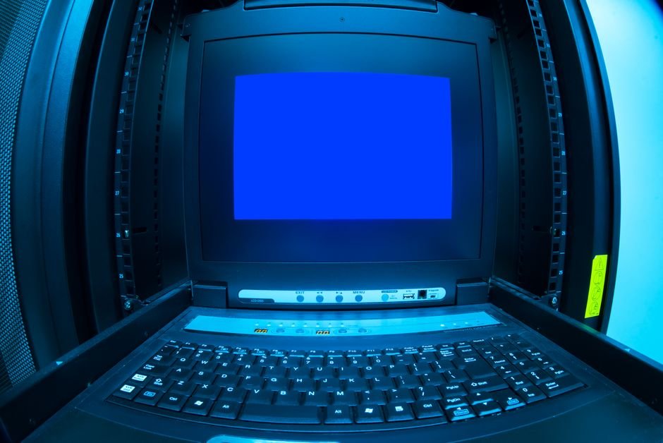 Importação automática de vendas: por que copiar dado da consolidadora à mão é arriscado